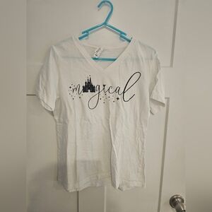 NWOT Disney medium T-shirt MAGIC CASTLE